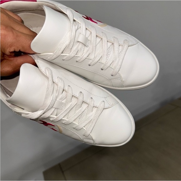 Tory Burch leather sneaker with signature logo. - Picture 6 of 10